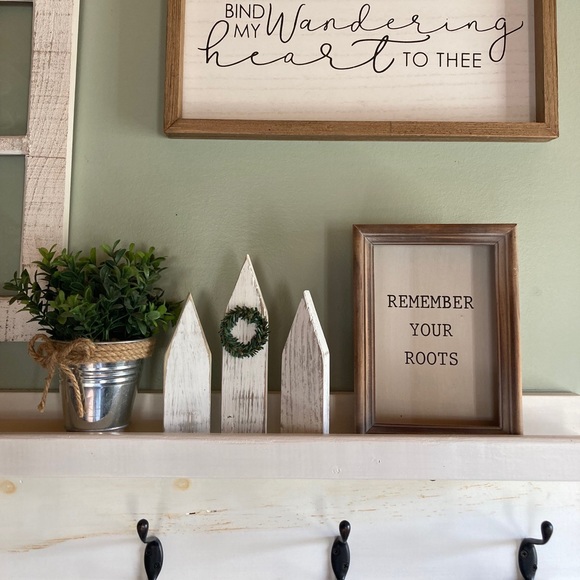 Handmade 3 pc. Farmhouse Tray Decor - Picture 4 of 4